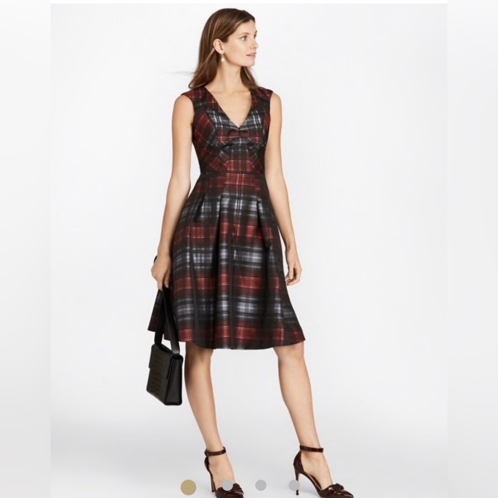 Women’s Brooks Brothers tartan jacquard dress Size 14
